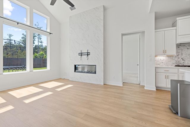 9211 Fury Landing Lane, Tomball, TX 77375