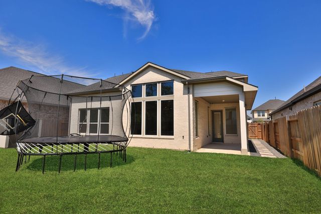 9211 Fury Landing Lane, Tomball, TX 77375