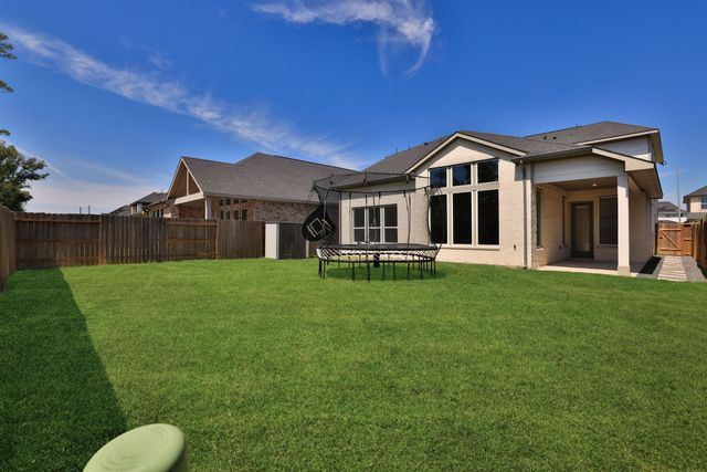 9211 Fury Landing Lane, Tomball, TX 77375