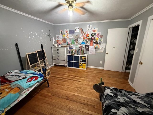2000 Anaconda Road, Harrisonville, MO 64701
