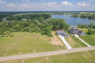 108 Bloomfield Boulevard, Brooklyn, MI 49230