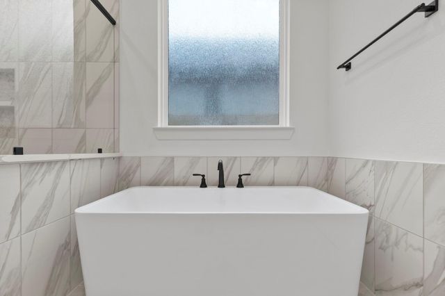 14946 Buffalo Head Street, Mont Belvieu, TX 77523