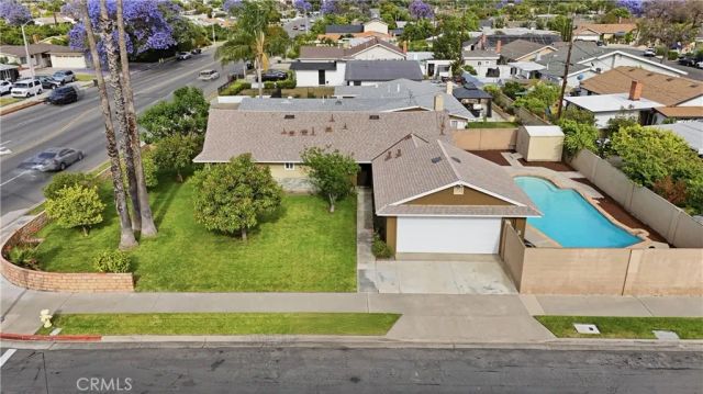 1946 W Broadway, Anaheim, CA 92804