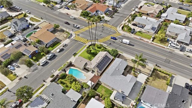 1946 W Broadway, Anaheim, CA 92804