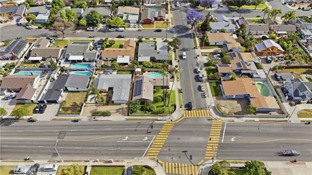 1946 W Broadway, Anaheim, CA 92804