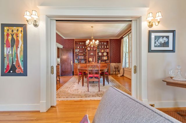 3712 Central Ave, Nashville, TN 37205