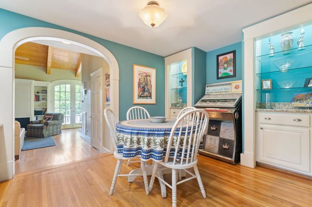 3712 Central Ave, Nashville, TN 37205