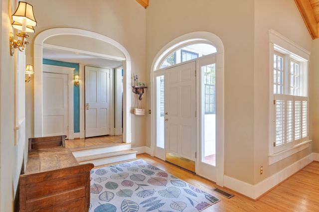 3712 Central Ave, Nashville, TN 37205