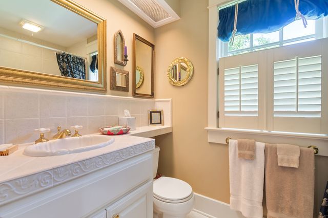 3712 Central Ave, Nashville, TN 37205