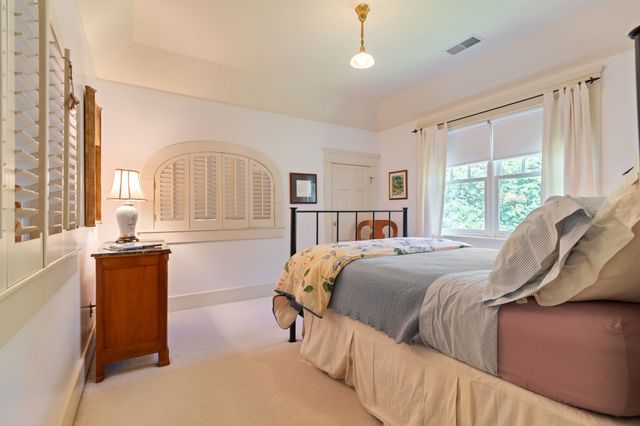 3712 Central Ave, Nashville, TN 37205