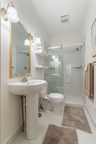 3712 Central Ave, Nashville, TN 37205