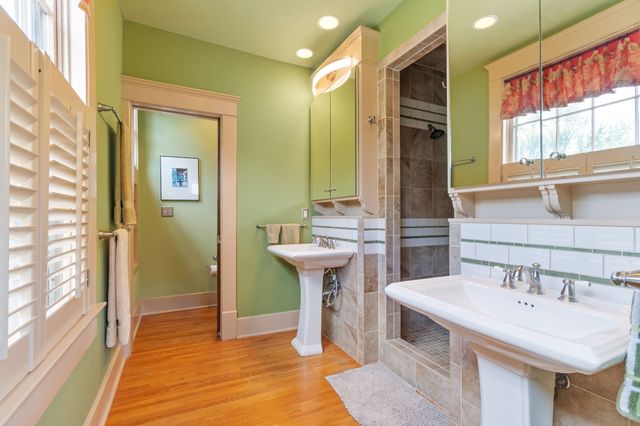 3712 Central Ave, Nashville, TN 37205
