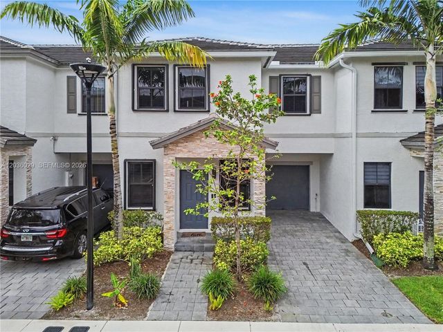 1608 SW 28th St, Fort Lauderdale, FL 33315