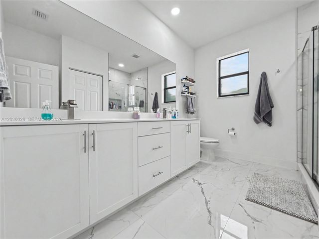1608 SW 28th St, Fort Lauderdale, FL 33315