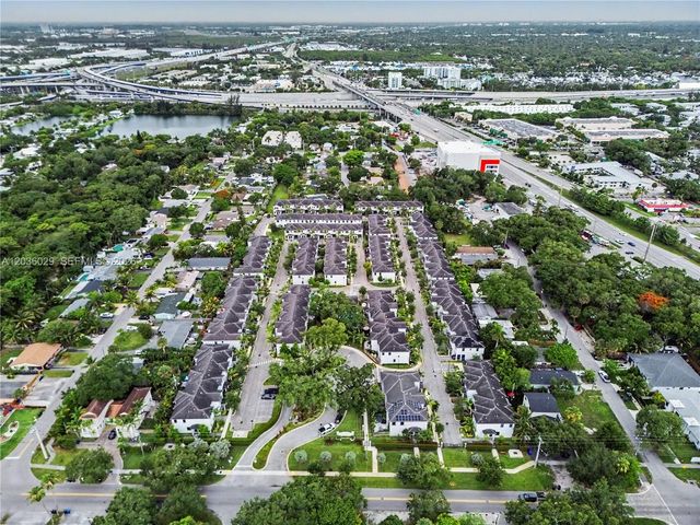 1608 SW 28th St, Fort Lauderdale, FL 33315