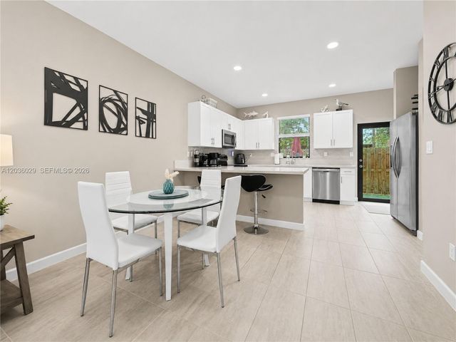 1608 SW 28th St, Fort Lauderdale, FL 33315