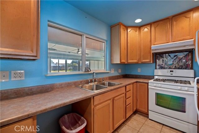 14745 Manzano, Victorville, CA 92392