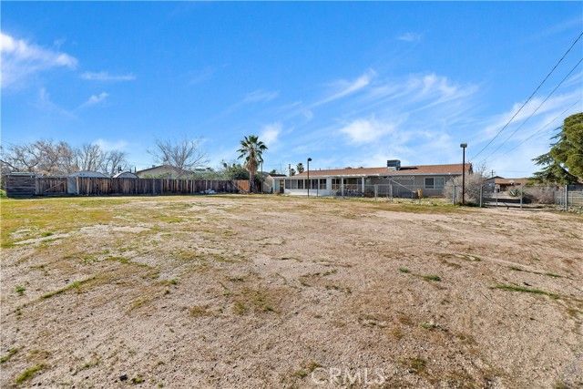 14745 Manzano, Victorville, CA 92392