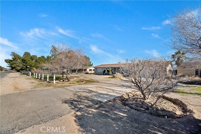 14745 Manzano, Victorville, CA 92392