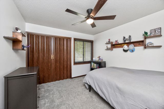 5648 Columbine Drive, Johnston, IA 50131