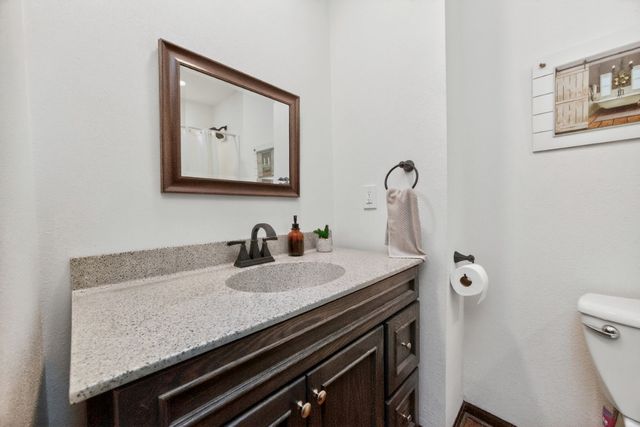 5648 Columbine Drive, Johnston, IA 50131