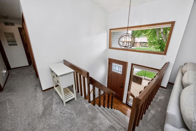 5648 Columbine Drive, Johnston, IA 50131