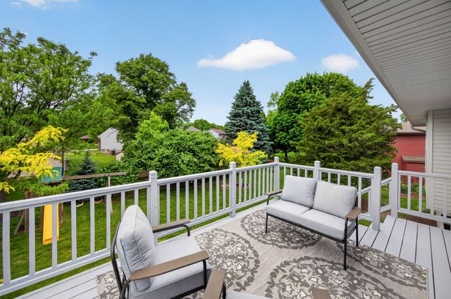 5648 Columbine Drive, Johnston, IA 50131