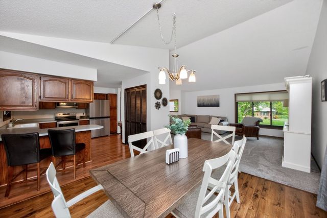 5648 Columbine Drive, Johnston, IA 50131