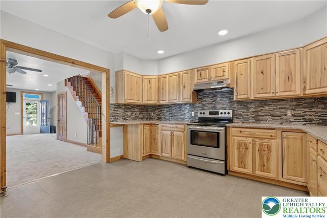 43 East Phillips Street, Coaldale Boro, PA 18218