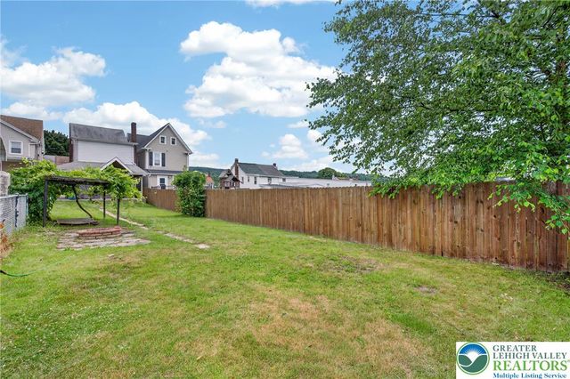 43 East Phillips Street, Coaldale Boro, PA 18218