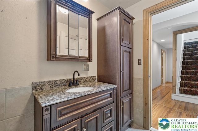 43 East Phillips Street, Coaldale Boro, PA 18218