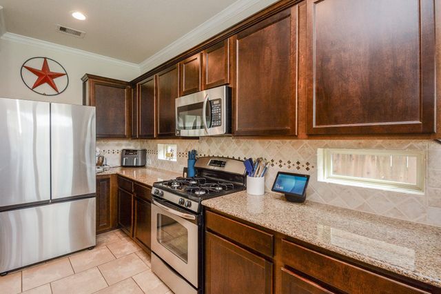 4426 Juniper Bay Lane, Baytown, TX 77521