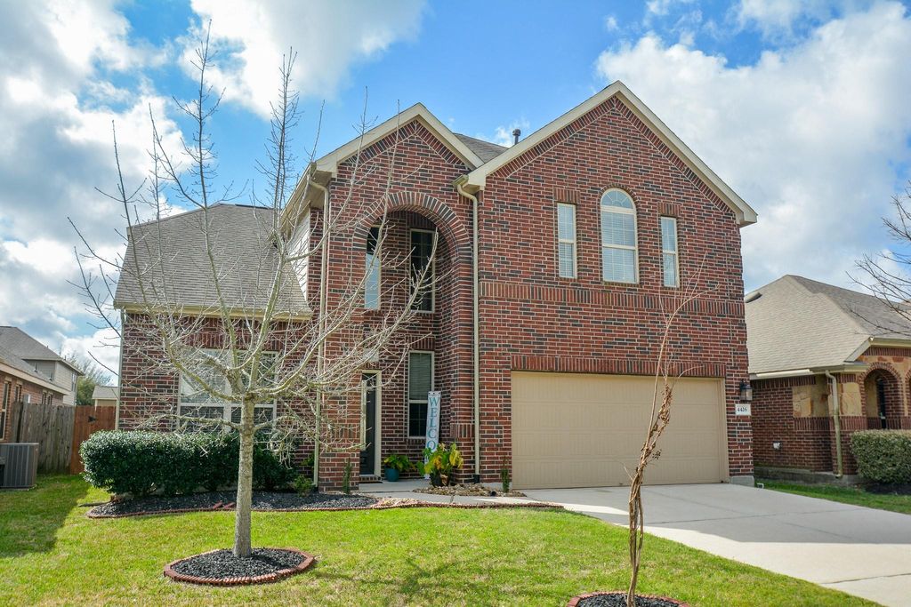 4426 Juniper Bay Lane, Baytown, TX 77521