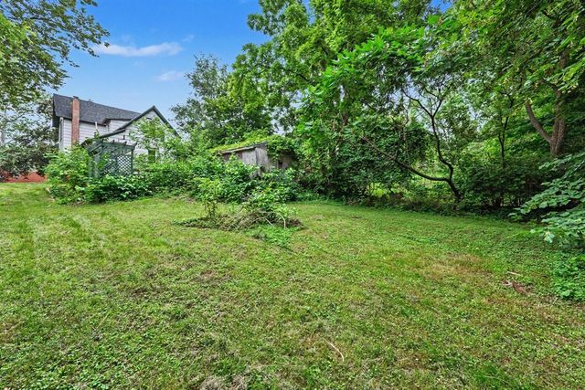 1110 Hotop Avenue, Kalamazoo, MI 49048