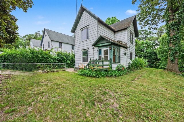 1110 Hotop Avenue, Kalamazoo, MI 49048