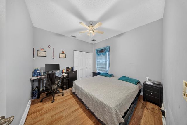 1640 SW Burlington Street, Port St. Lucie, FL 34984