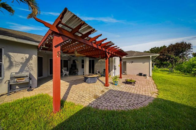 1640 SW Burlington Street, Port St. Lucie, FL 34984
