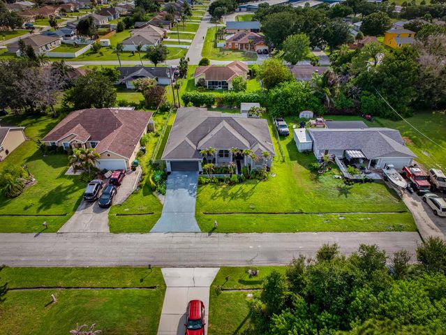 1640 SW Burlington Street, Port St. Lucie, FL 34984