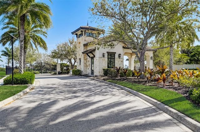 113 VINADIO BOULEVARD, Nokomis, FL 34275