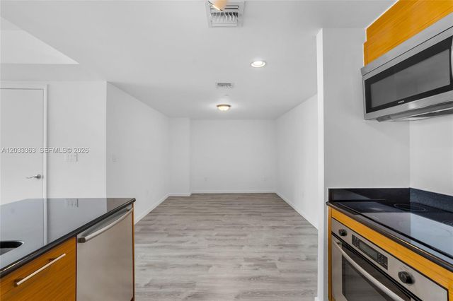 50 Biscayne Blvd 4307, Miami, FL 33132
