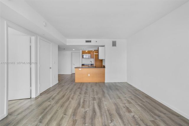 50 Biscayne Blvd 4307, Miami, FL 33132