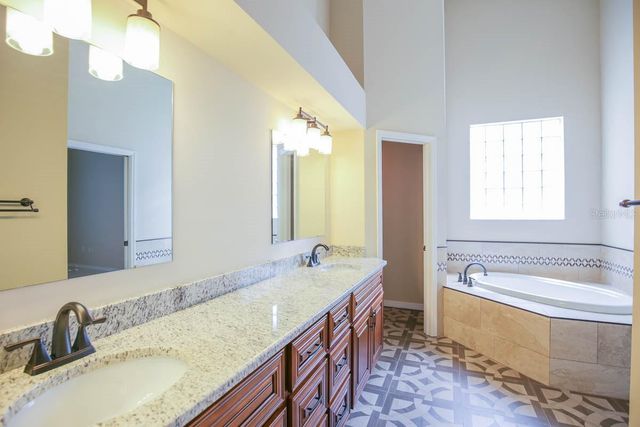 9214 SUNNYOAK DRIVE, Riverview, FL 33569