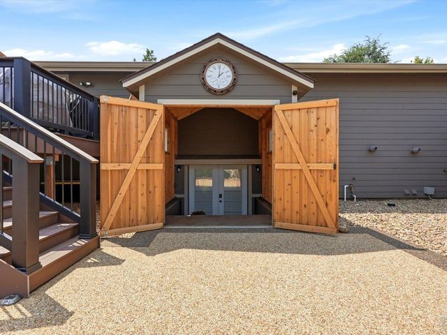 520 Namaqua Rd, Loveland, CO 80537
