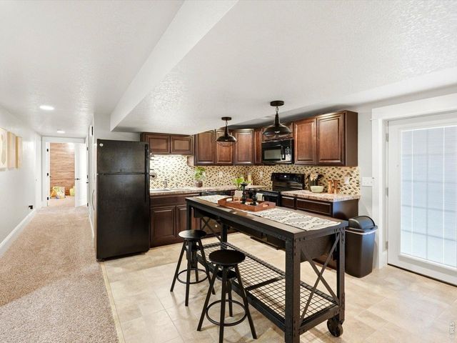 520 Namaqua Rd, Loveland, CO 80537