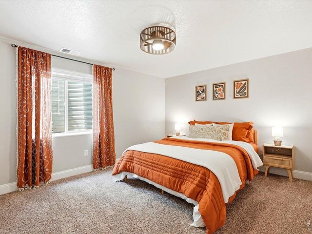 520 Namaqua Rd, Loveland, CO 80537