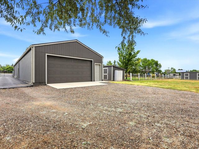 520 Namaqua Rd, Loveland, CO 80537