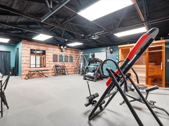 520 Namaqua Rd, Loveland, CO 80537