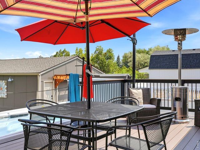 520 Namaqua Rd, Loveland, CO 80537