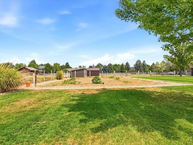 520 Namaqua Rd, Loveland, CO 80537
