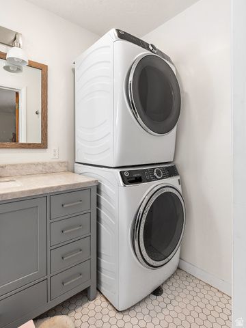 943 S 550 E, Orem, UT 84097